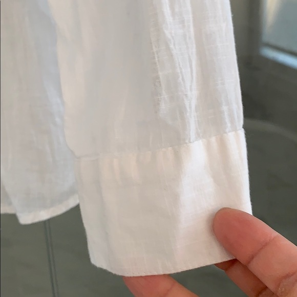 Gap pretty white top - Picture 4 of 6